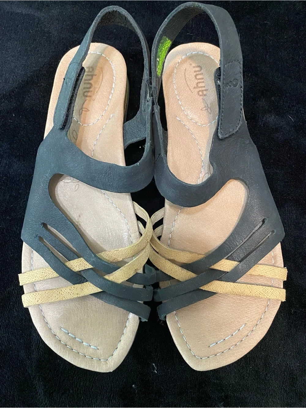 Ahnu Saratoga Leather Flats Sandals Women’s Size 8